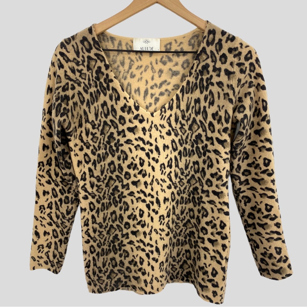 Allude Virgin Wool Cashmere Tan Animal Print V-neck Sweater